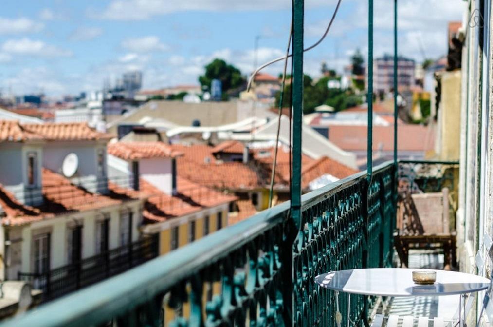 5 Sins Chiado Hostel Lisboa Стая снимка