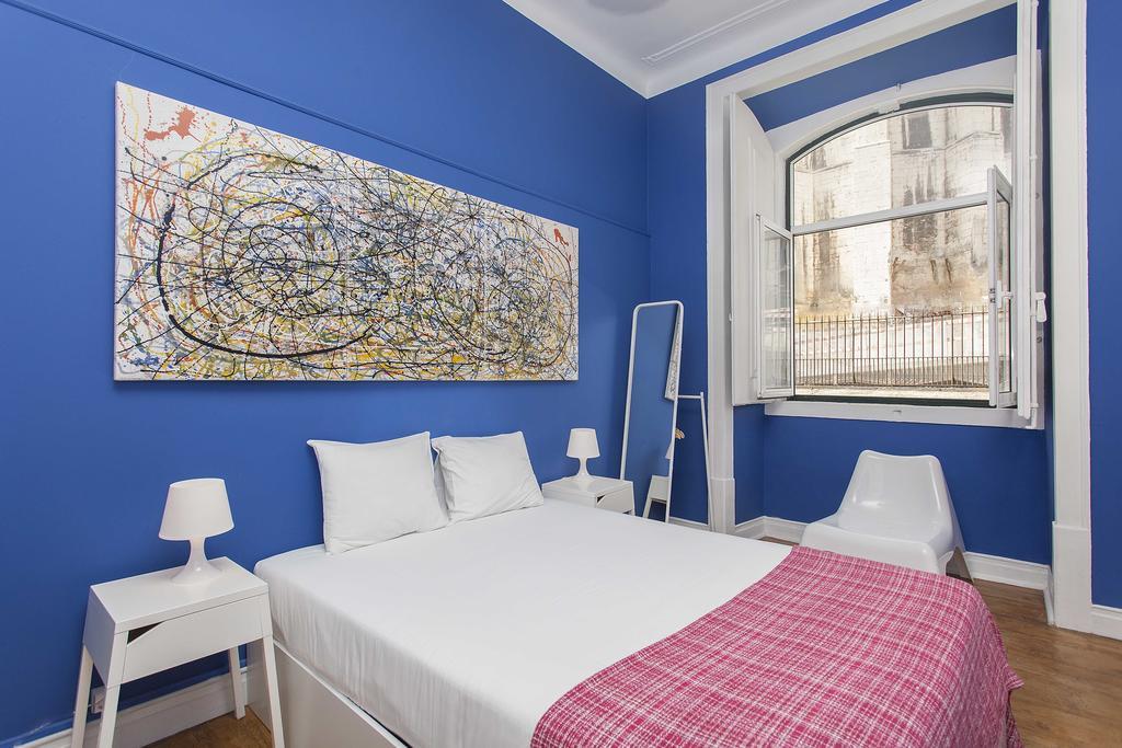 5 Sins Chiado Hostel Lisboa Стая снимка